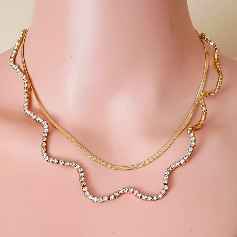 Layered Wavy Gold Tone Necklace 20" Flat Chain Multi Strand Women's Jewelry